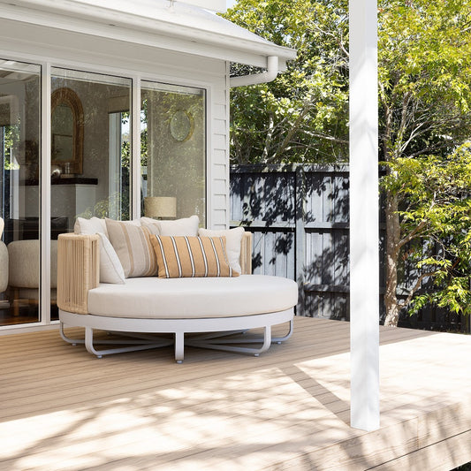 Cannes Large 2m Outdoor Round Aluminium and Rope Daybed