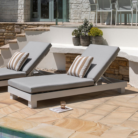 Santorini Aluminium Sun Lounge w/ Round Side Table