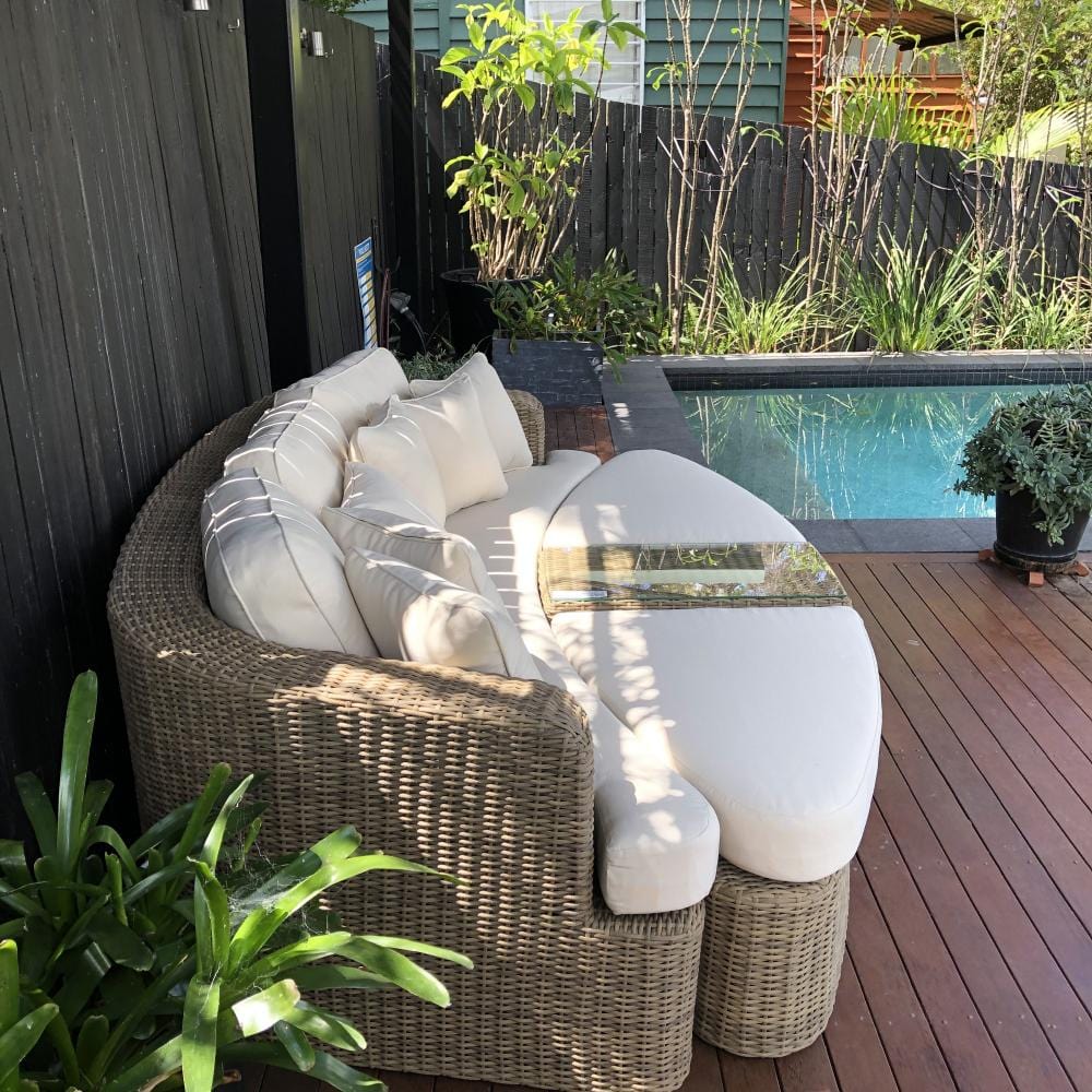 Noosa Outdoor Modular 4 Piece Daybed in Half Round Wicker