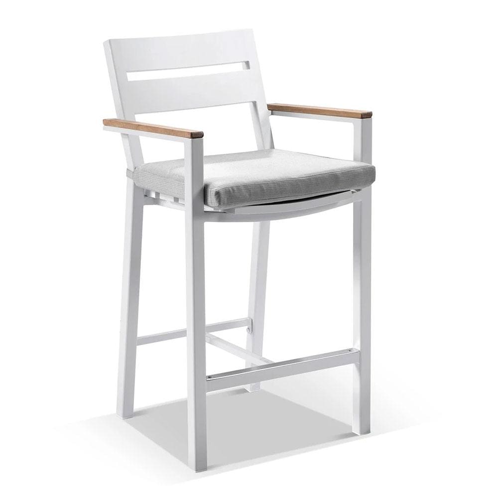 Balmoral 2m Bar Table with 6 Capri Bar stools