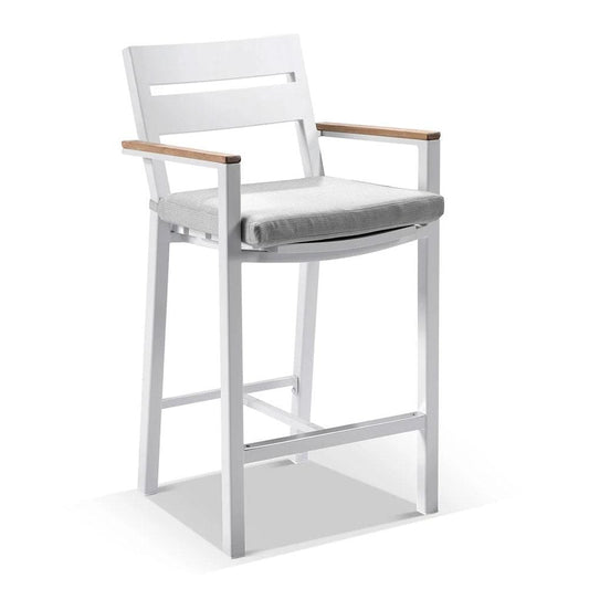 Balmoral 2m Bar Table with 6 Capri Bar stools