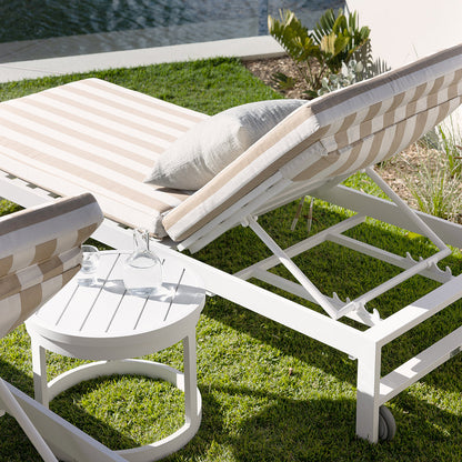 Kansas Outdoor Aluminium Sun Lounge on Wheels with Sunbrella cushion