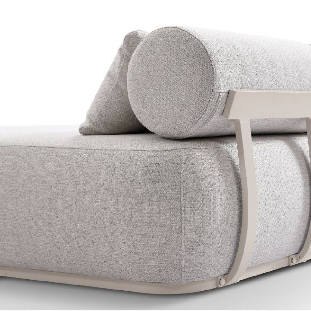 Norfolk Outdoor Aluminium Single Sun Lounge With Side Table